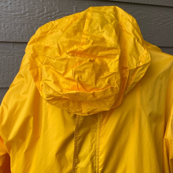 Vintage Cheyenne River men’s yellow windbreaker jacket - Picture 2 of 15